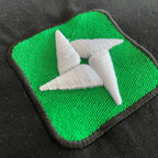 Hoodie Shuriken brodé